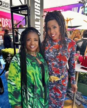 Dawnn Lewis Instagram - I had an amazing time last night at the @BETAwards! It was great being able to attend with my ADW family @therealdebbieallen, @iamcreesummer, @darrylmbell, @charlenebrown1, @kadeemhardison and his daughter Sophia. We had the honor of presenting the award for Best New Artist, congratulations @tyla. So great seeing so many of my friends including @kingofbingo and @erniehudsonofficial. It was such an amazing night, thank you @BET ❤️

Hair & Makeup: @therealsirtony 
Dress: @lsodesigns 
Accessories: @versace 

#betawards #adifferentworld #adwtour #bet #awardshow #friendship #anighttoremember #adifferentworldtour