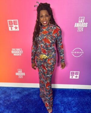Dawnn Lewis Instagram - I had an amazing time last night at the @BETAwards! It was great being able to attend with my ADW family @therealdebbieallen, @iamcreesummer, @darrylmbell, @charlenebrown1, @kadeemhardison and his daughter Sophia. We had the honor of presenting the award for Best New Artist, congratulations @tyla. So great seeing so many of my friends including @kingofbingo and @erniehudsonofficial. It was such an amazing night, thank you @BET ❤️

Hair & Makeup: @therealsirtony 
Dress: @lsodesigns 
Accessories: @versace 

#betawards #adifferentworld #adwtour #bet #awardshow #friendship #anighttoremember #adifferentworldtour
