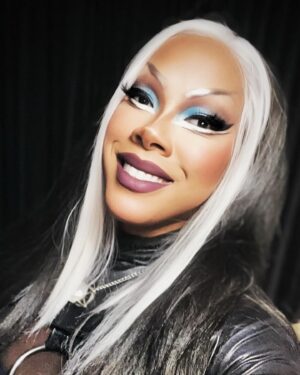 Dax ExclamationPoint Instagram - Here. Have a selfie for #content and no other reason….
#bettyAndBleronica go to @madonna #humanNature #drag #nonsense