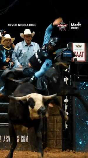 Daylon Swearingen Instagram - That feeling of a walk-off win in front of the hometown crowd! @meritstreetmedia is the place to see every PBR Camping World Team Series win starting July 12th.