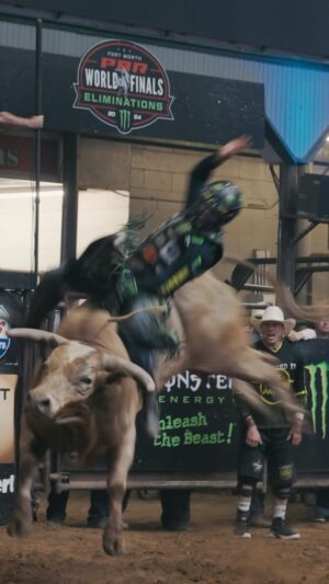 Daylon Swearingen Instagram - @Daylon_Swearingen SECURES a spot in the @PBR Championship 👏

The 2022 World Champion resumes title-contending form after he splits a Round 3 victory, going 4-0 atop Hoka Hey. Big weekend ahead at AT&T Stadium 👀

#MonsterEnergy #PBR #Championship #Bull #BullRiding