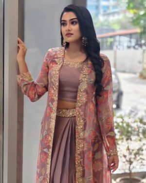 Dayyana Hameed Instagram - 💜

MUA @zeras_makeover 
Costume and accessories @denairaboutique