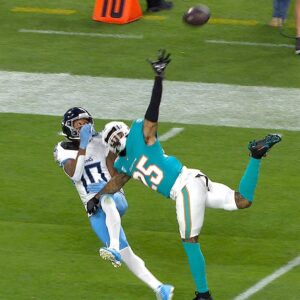 DeAndre Hopkins Instagram - sᴇɴsᴀᴛɪᴏɴᴀʟ