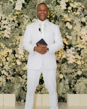 DeVon Franklin Instagram - It was truly my honor to officiate the amazing wedding between my sister @letoyaluckett and my new brother @taleo47…what God has put together let no one pull apart! 

it was truly one of the most beautiful weddings that I have been to, and you could feel the love in the room.

I shared many things during the ceremony, including the idea that Love is a dedication to action not just a verbal commitment. 

When you say “I love you” you’re really saying “I’m dedicated to you”

Love must be evaluated by what is done not just by what is said! 

It was truly an honor to be included in this magical moment in the lives of Letoya and Toleo, I pray God’s blessing upon their union eternally! 

Suit: @richfresh 
Shoes: @ferragamo 
Chain: @jivdesigns 
Hair: @emily_imagna 
📸: @sterlingpics & @theexperience1911 

#wedding #love