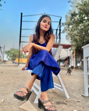 Debattama Saha Instagram - She’s Whiskey in a Teacup ☕️ 🥃🫠💭💕
.
.
.
.
#instagood #postoftheday #confidence #love #instalike #instadaily #instagram #mood