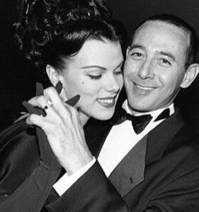 Actress Debi Mazar HD Instagram Photos and Wallpapers September 2024