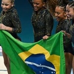 Débora Bloch Instagram - Que coisa mais linda e emocionante essas meninas do Brasil!