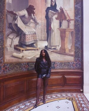 Deborah Ayorinde Instagram - That one time in Paris…

Wearing: @pinkoofficial @yoox and @louboutinworld