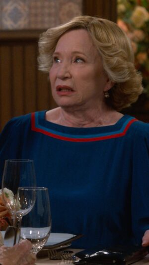 Debra Jo Rupp Instagram - Sparkling water is not for the weak.
📺 That ‘90s Show Part 2 now playing only on Netflix