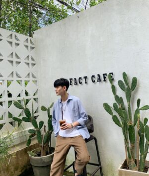 Dechphisit Jarukornapiwat Instagram - ☀️แดดอุ่นๆเชียงใหม่ แบบนี้ต้องไปหาที่เช็คอิน Fact Café!

☕️Ice Latte เย็นๆคือคีย์ใจมากคับบ!!
📍ร้านใกล้บ้านสุดๆ ติดถนนเลียบคันคลองชลประทาน 
ร้านเปิดเวลา 8.00-17.00 น. (หยุดทุกวันจันทร์)
#FactCafé #คาเฟ่เชียงใหม่
