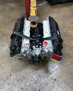 Declan Horgan Instagram - My truck getting the new shiny engine. 6.2L V8 RAPTOR SVT