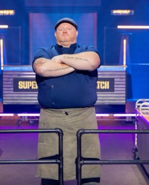 Declan Horgan Instagram - 28th Feb at 9pm EST , Watch me and my buddy @adam_pawlak23 battle it out on #superchefgrudgematch with Darnell Ferguson as the host @superchef_23 tune in and check me out #TEAMDECLAN #OPERATIONSWOLEDECLAN @discoveryplus
