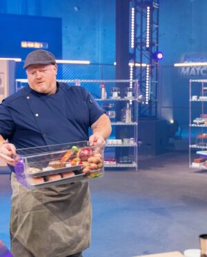 Declan Horgan Instagram - 28th Feb at 9pm EST , Watch me and my buddy @adam_pawlak23 battle it out on #superchefgrudgematch with Darnell Ferguson as the host @superchef_23 tune in and check me out #TEAMDECLAN #OPERATIONSWOLEDECLAN @discoveryplus