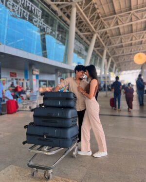 Deepika Damu Instagram - 🫶🏻🧿

#deepuuofficial #deepikadamu #manojjacksonofficial #momuandbittu #explorepage #interest #trending #trendingreels #deeluvzu #deepuu #newbeginnings