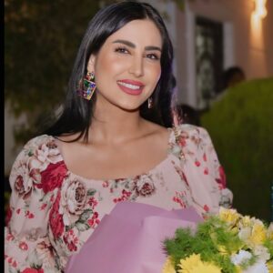 Delnya Mohammadi Instagram - 🦋بەهاری خۆشەویستیتان هەمیشە پڕ گوڵ بێ 🦋