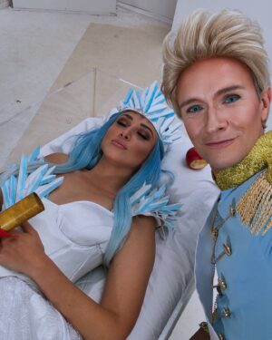 Delphine Wespiser Instagram - Merci pour votre amour durant cette saison, 
À présent Blanche peut se rendormir… et vous souhaite une très belle rentrée ✨🥹
À l’été prochain 💎 #fortboyard