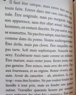 Delphine Wespiser Instagram - « J’attire à moi les personnes qui m’aiment » ♥️ 
L’unique mantra du Bonheur 

La photo 9 , L’extrait provient du livre « Fuck les Régimes » de Chloé Hollings ☺️ merci @paulinerousseauofficiel de la découverte ✨
