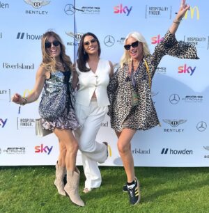 Denise Van Outen Instagram - @flackstock @englefieldhouse beautiful day with beautiful people 🫶🏼Coming together to remember and celebrate @carolineflack . A festival filled with love, memories and an important message “Be Kind” 🤍 @mindcharity @samaritanscharity @chooselove @charliewalleruk
