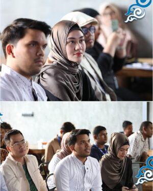 Dennis Adishwara Instagram - Siapa nih yang ada ngikutin keseruan Talk Tech kemarin? Mimin harap setelah ikutin itu, teman-teman semua termotivasi untuk "mita peng lewat teknologi" ya 😆

#talktechamanah #amanah #creativehub #aceh