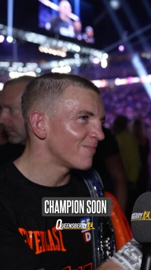 Dennis McCann Instagram - “I’ll be a world champion soon” 🏆 A heartwarming moment between @dennismccann and @frank_warren_official 🤝
