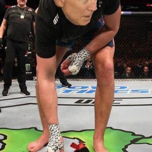 Derek Brunson Instagram - What happened today in MMA terms. Joe out!!! 😂😂😂🇺🇸