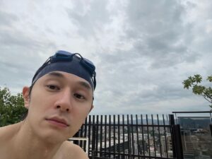 Derek Chang Instagram - -

少就是多
沒事就是好事