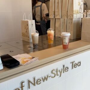 Destiny Monique Instagram - #Ad 
The  @heytea.usa  Beverly Hills store is now open! The Brown Sugar boba with Oat milk was soooo good! I had my eyes set on the coconut mango drink which I left with as well and Yumm! I was not disappointed! I will be back and definitely recommend this place! These drinks are yummy!!! See below for more details. 😋😋😋😋😋
-
HEYTEA is the originator of cheese tea, now they bring the new style Tea to the United States. HEYTEA aims to bring joy and aesthetics to everyday life with innovation and high quality tea drinks included with creative elements. 
- 
Exclusive Beverlyhills store offerings including the exclusive drinks California Sunset. 
- 
The U.S stores have upgraded to organic milk and now offer a free zero-calorie sweetener as an alternative to promote a low-sugar life style. 
- 
The first west coast store in Los Angeles with more stores openings. 
.
.
.
.
#heyteainla #heytea #beverlyhillsgrandopening #newinbeverlyhills #NewstoreinBeverlyhills #heyteabeverlyhills