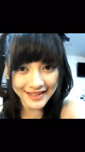 Devi Kinal Putri Instagram - wkwkwkwkkwkwk niat bgt ampe download video #foreveryoung