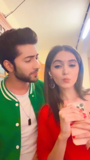 Dhwani Gori Instagram - bhagwan bachaye balao se 🤪😝
#suhaagan #tvdrama #tvseries #trendingreels #reelitfeelit