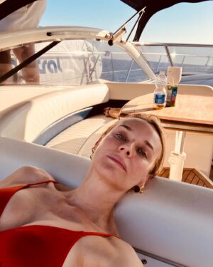 Diane Kruger Instagram - 🐠