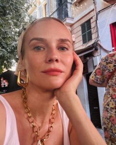 Actress Diane Kruger HD Instagram Photos and Wallpapers September 2024