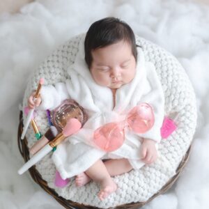 Diane Medina Instagram - Happy 1 month old my baby @isabella_ilustre 💖💖💖

Love you anak!

Concept and Photo by @thebabyvillagestudio