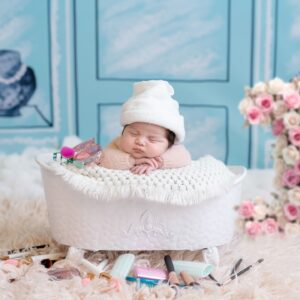 Diane Medina Instagram - Happy 1 month old my baby @isabella_ilustre 💖💖💖

Love you anak!

Concept and Photo by @thebabyvillagestudio