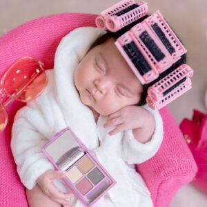 Diane Medina Instagram - Happy 1 month old my baby @isabella_ilustre 💖💖💖

Love you anak!

Concept and Photo by @thebabyvillagestudio
