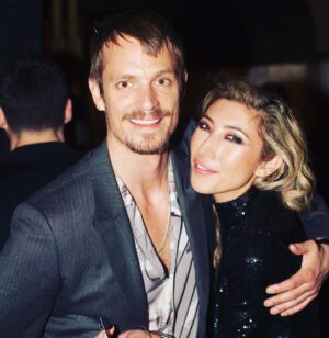 Dichen Lachman Instagram - #alteredcarbon is my date tonight ❤️ cast: @joelkinnaman @marthahigaredaoficial @reneeelisegoldsberry @therealchrisconner @atoessandoh @cliffordchamberlain and more are amazing! @altcarb @skydance #netflix #scifi