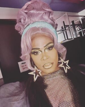 Dida Ritz Instagram - 💜💜💜💜💜💜 💜💜💜💜💇🏾‍♀️👩🏿‍🎤by @wigsbyhassoon