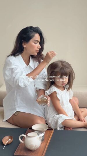 Diipa Khosla Instagram - Champi & chai with my chotu @stonery.official 💆🏽‍♀️✨