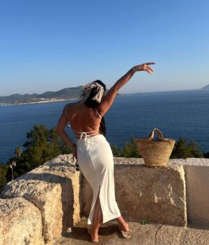 Dilara Büyükbayraktar Instagram - Bi'an 🤍