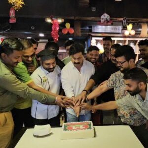 Dileep Instagram - 11 Years Anniversary Celebration Dhe Puttu COCHI ❤️