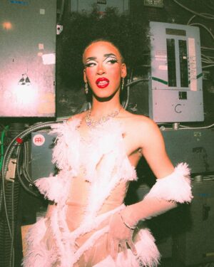 Dimitri Nana-Côté Instagram - Backstage at the 
Violet x Gottmik show🎪

Pictures by @kyretro 📸