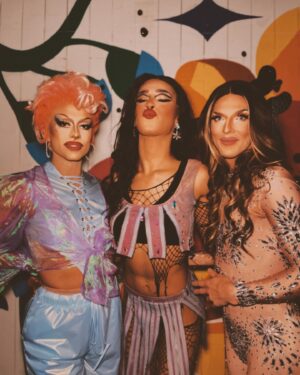 Dimitri Nana-Côté Instagram - Girls’ Night out✌️💋

#drag #dragqueen #montreal #mtl #happy #joy #photooftheday