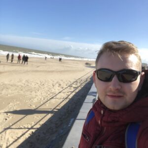 Dimitri van den Bergh Instagram - A day at the sea , no cloud in the sky 😍