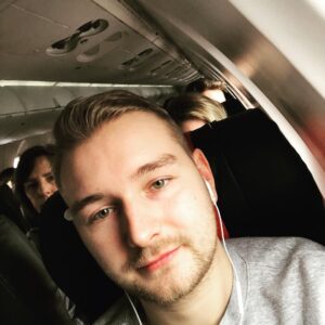 Dimitri van den Bergh Instagram - Flying again ! #UkOpen2019 this weekend 💪🏼