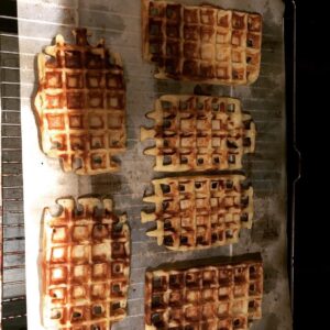 Dimitri van den Bergh Instagram - Cant complain of my results ! #FirstTimeWaffleBaking