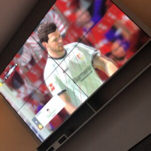 Dimitri van den Bergh Instagram - Playing some fifa at the hotel cuz have lots of time before i play tonight 😂