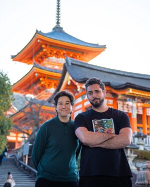 Diogo Batáguas Instagram - O Relatório DB faleceu.

Se seria responsável ter um plano estupendo na manga e um super projecto já todo pensado? Seria.
Se é isso que sucede? Não é, não.

Deixem-me então pensar em coisas novas e entretanto logo digo qualquer coisa, pode ser?

Obrigado a quem foi vendo ao longo dos últimos 4 anos.

(tickets para as derradeiras datas de RDB ao vivo no link)

📸 @guilherme_____martins