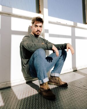 Diogo Martins Instagram - Ph: @bernvs_ 
Digital : @manadigital.pt