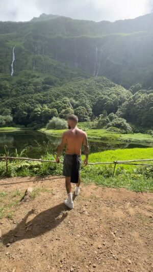 Diogo Piçarra Instagram - Flores, Açores 🌸 hoje a partir das 23h ✨