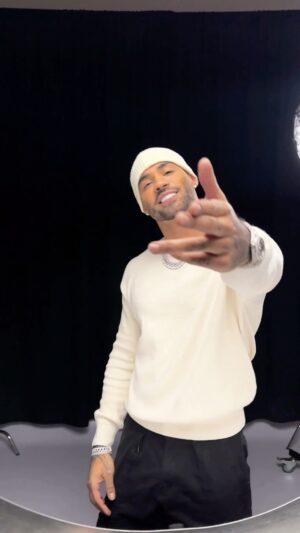 Dion Rome Instagram - tell me how you feel..