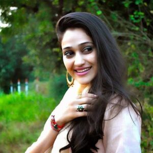 Disha Vakani Instagram - One word for this picture!